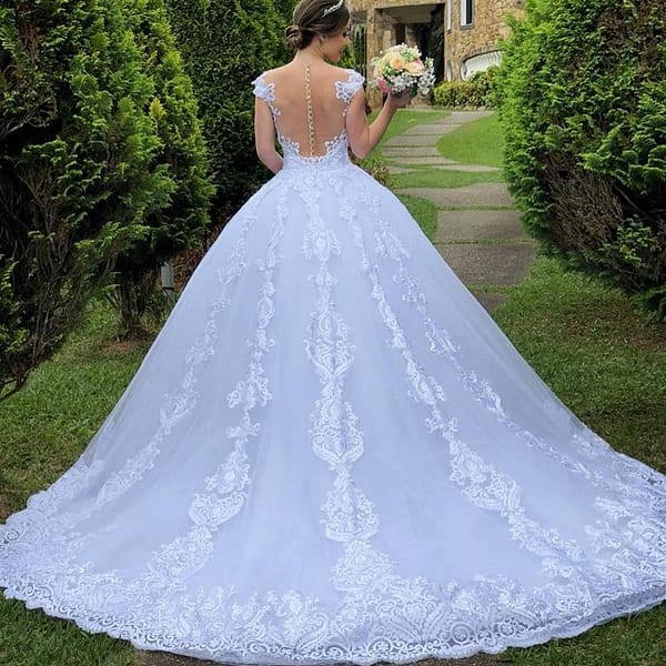 NEW Fashion Styles  White Women Wedding Dresses Classic Trailing Bridal Gown - Image 2